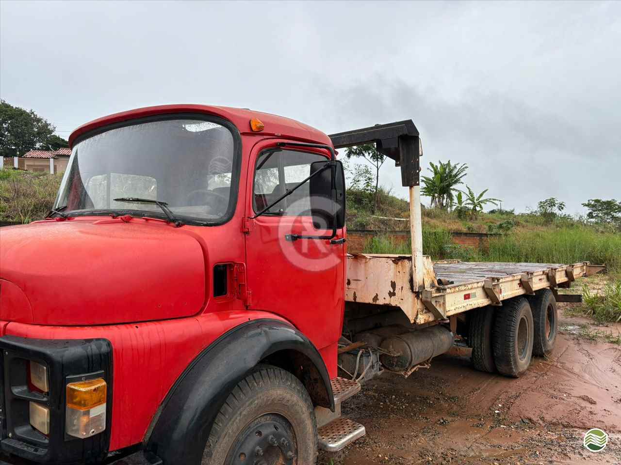 CAMINHAO MERCEDES-BENZ MB 1519 Plataforma Guincho Truck 6x2 CR Máquinas Agrícolas CASSILANDIA MATO GROSSO DO SUL MS
